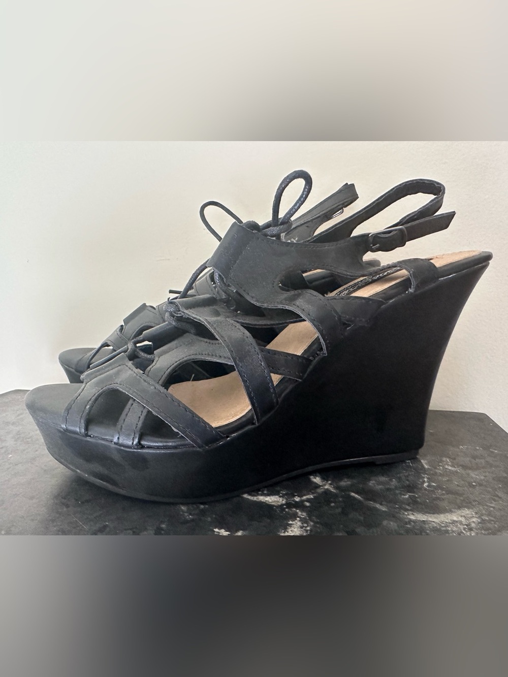 High hell black wedge lace up gladiator cage sandals 8 never worn